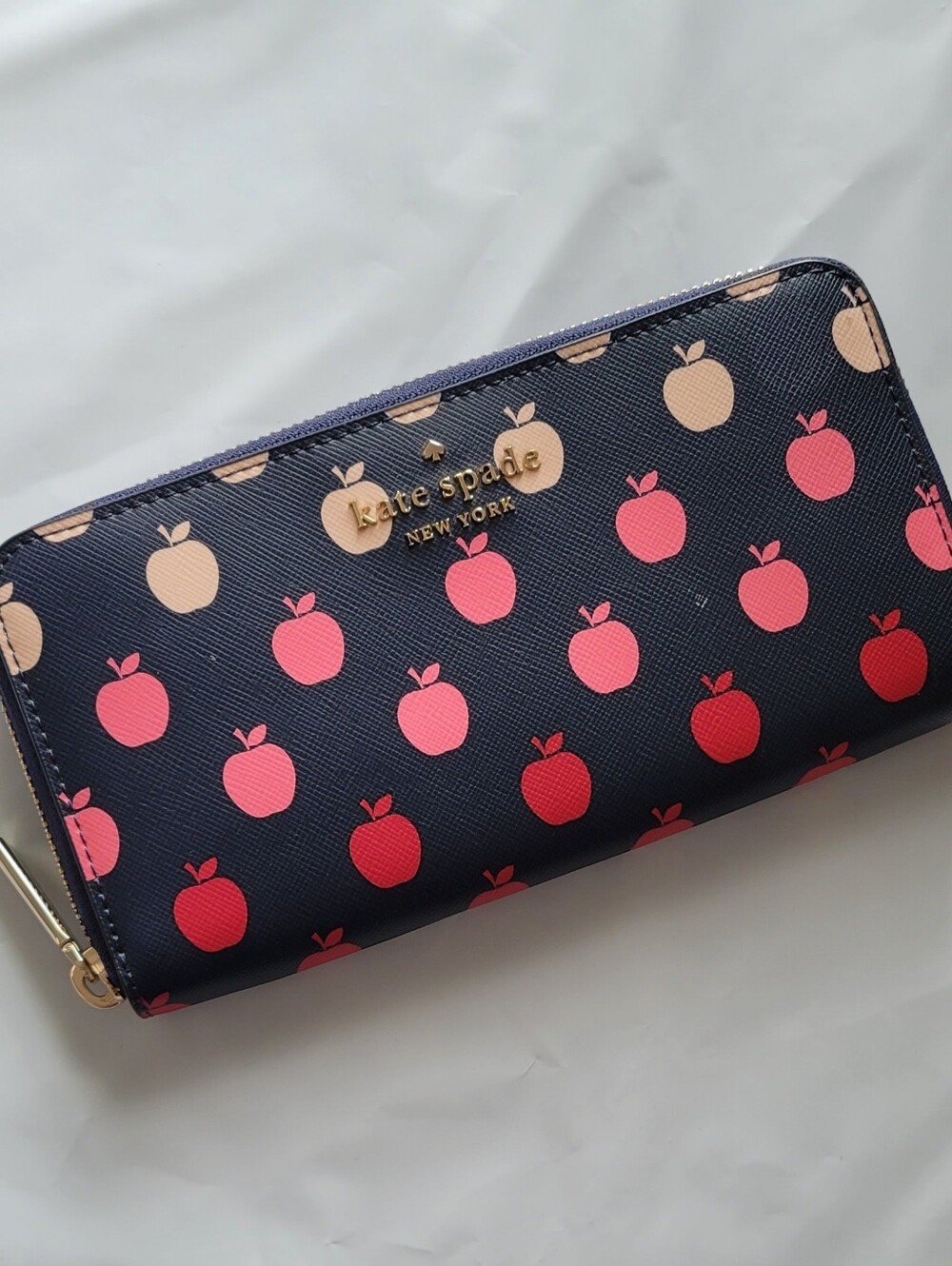 Brand New kate spade New York Navy Apple Print Zip Around Wallet